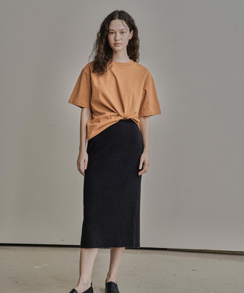 Kkeulle Oversized Logo Embroidered T-Shirt_Orange
