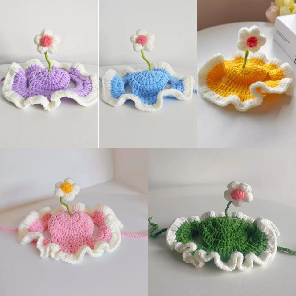 

Spring Floral Knitted Pet Hat - Cute 3D Wool Headdress for Dogs Handmade Adjustable (6-13 kg)