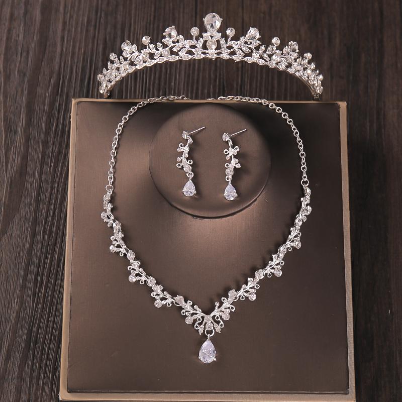 Barock Kostüm Brautschmuck Sets Strass Kristall Tiara Krone Ohrringe Halskette Hochzeit Braut Luxusschmuck Set Party Geschenk