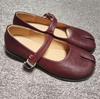 Niche split-toe shoes women's tabi new retro one-button pig's trotters Mary Jane shoes flat-bottomed shallow single shoes loafers