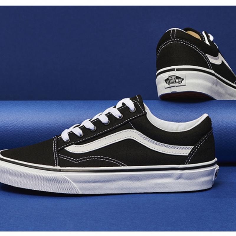 Barnes Old School Canvas Black True White Vn000zdf1wx1