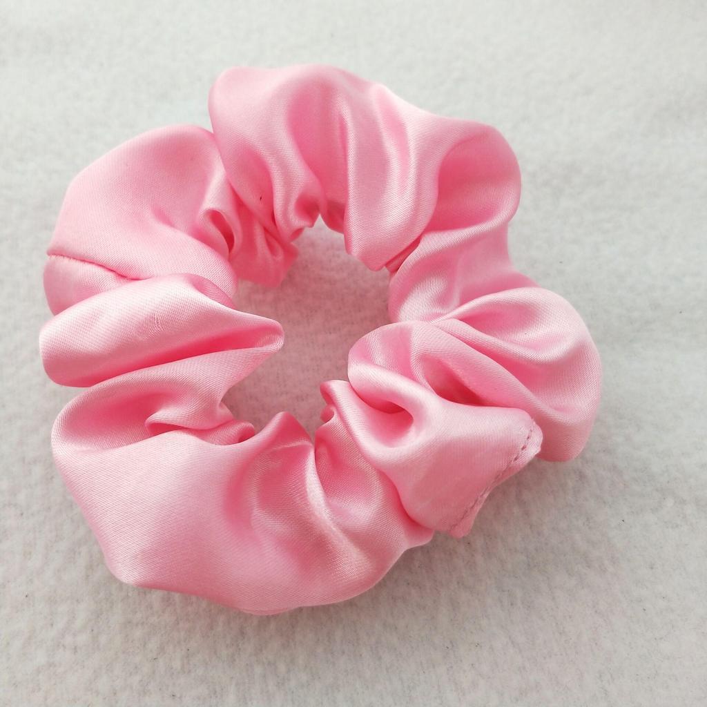 Satin Silk Hair Tie: High-End Women's Rubber Band for Elegant Buns