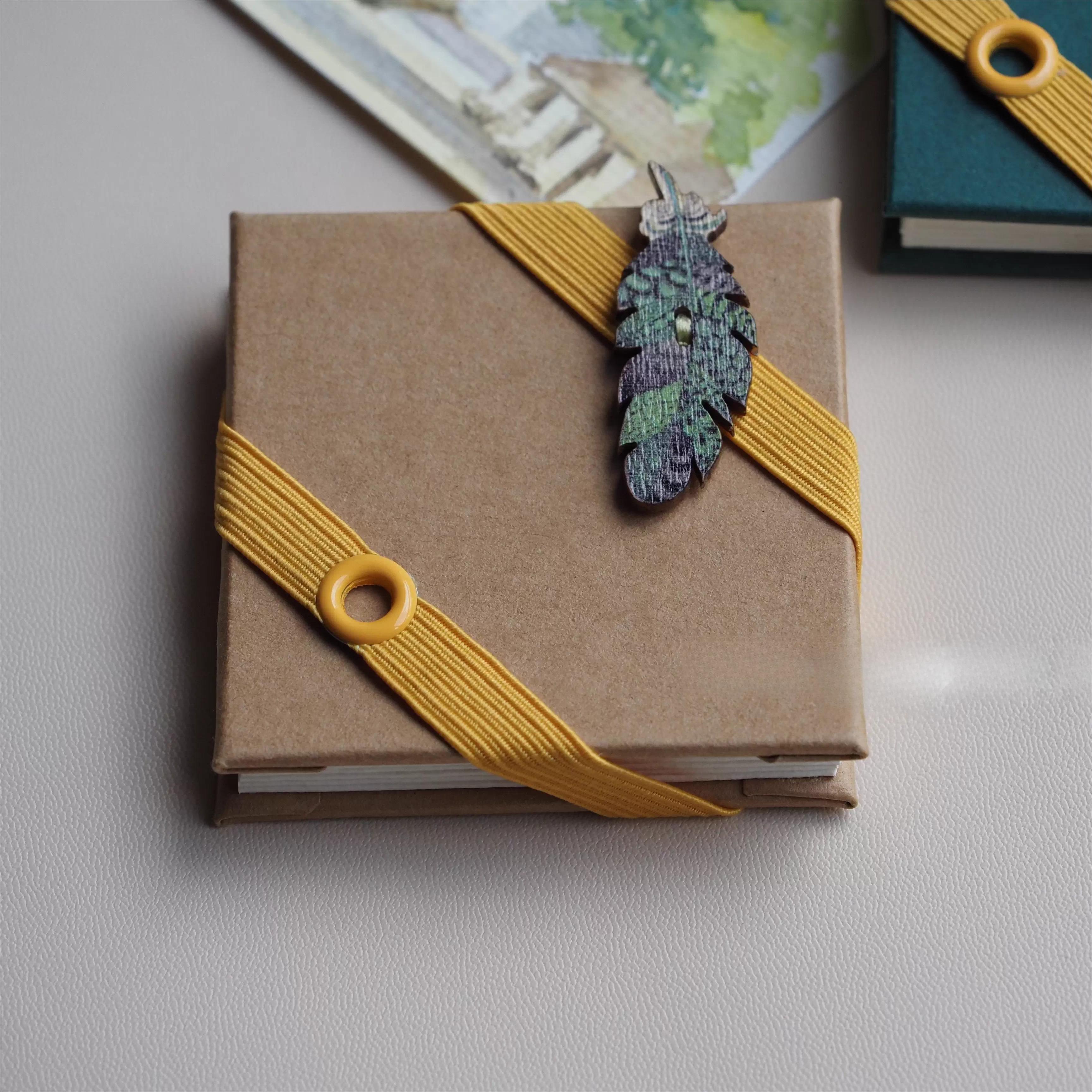 

6.5Cm Mini Handmade Organ Book Watercolor Book Portable Sketch Travel Collection Art Paper Student Painting Watercolor Paper (brown,6.5x6.5CM)