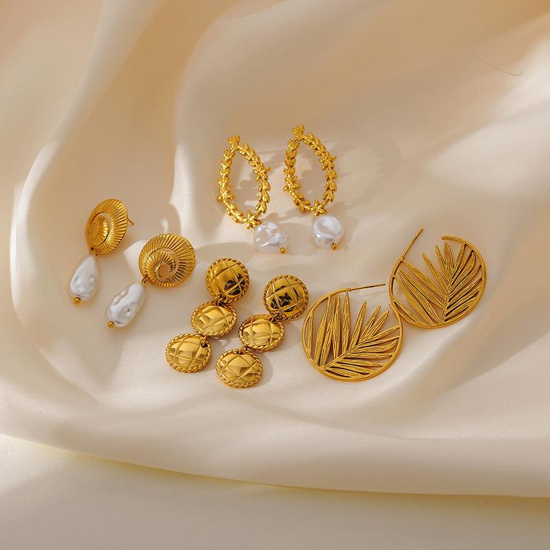 Europe and the United States hot-selling stainless steel round simple ins style geometric stud earrings fashion personality leaf stainless steel