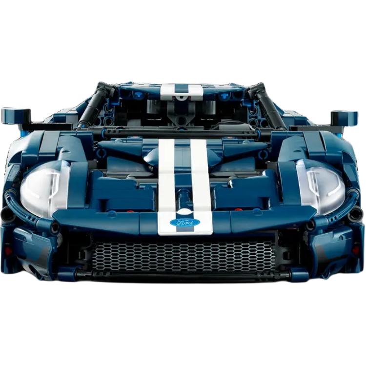 LEGO Ford GT & Curved Unibody Building Blocks 1468pcs 42154 Display Case 1