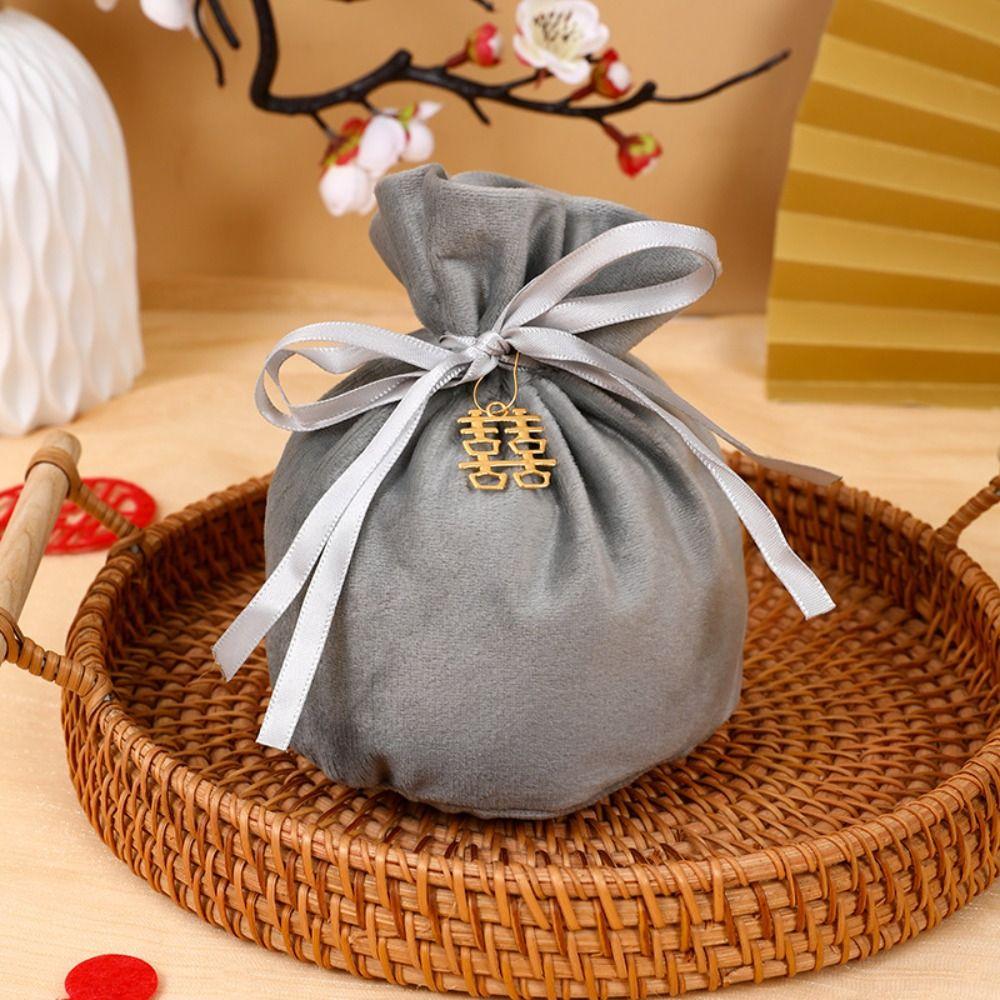 Chinese Flannel Gift Bag Traditional Wedding Gift Bag Creative Drawstring Candy Bag Guests