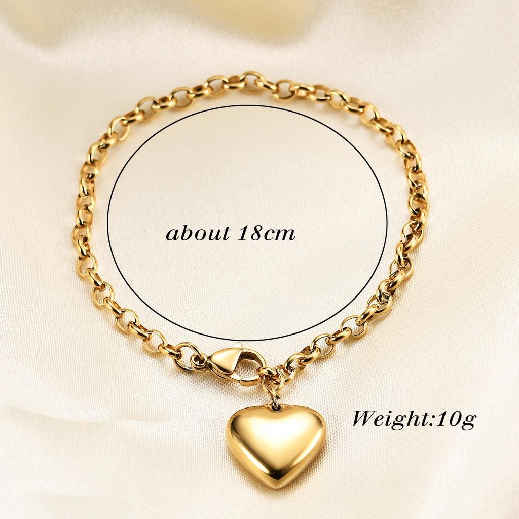 European & American Fashion Titanium Steel Heart Bracelet - Adjustable Stainless Steel Design for Women
