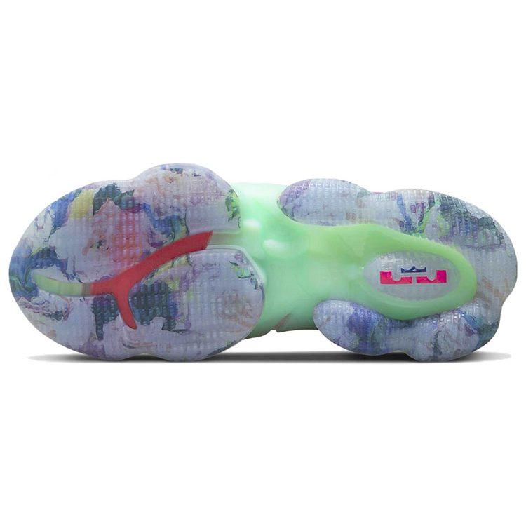 Nike LeBron 19 'Valentine's Day' DH8459-900