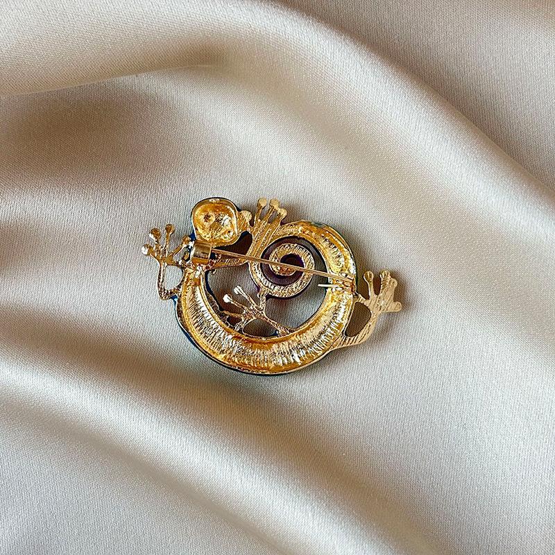 Mode-Design-inspirierte Eidechsen-Gecko-Brosche für Damen, Vintage Kreatives Kleidungszubehör Corsage