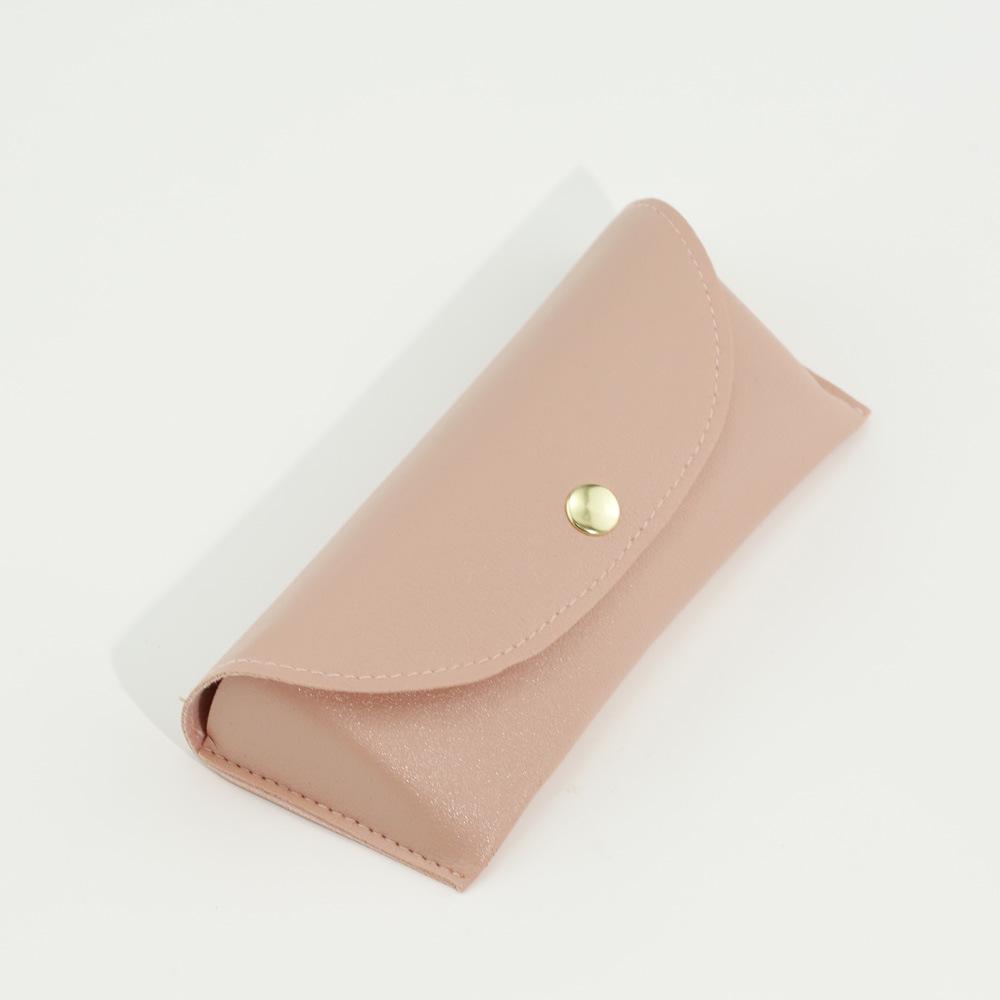 Retro Minimalist Leather Eyeglass Pouch: Soft and Portable Sunglasses Case with Anti-Pressure Design