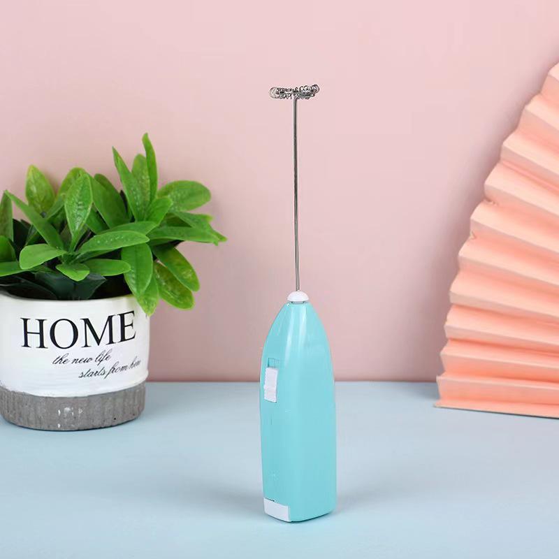 

Handheld Electric Stainless Steel Whisk for Coffee, Milk, and More озеро синього кольору