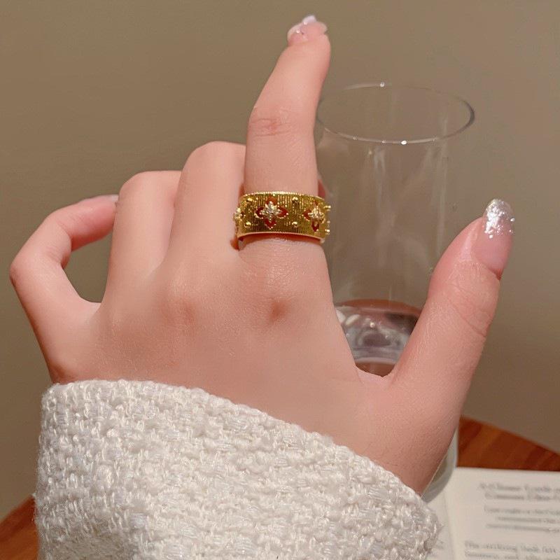 Light Luxury Brushed Zirconia Women's Open Ring - Retro Court Style Fashion