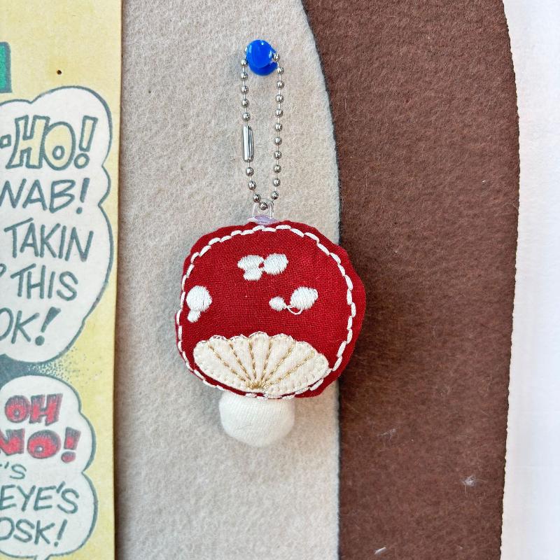 Cogumelo Coelho Tecido Brinquedo de Pelúcia Chaveiro Desenho Animado Coelho Boneca de Pelúcia Macia Pingente Anel de Chave de Carro Decoração de Bolsa Mochila Presente para Criança