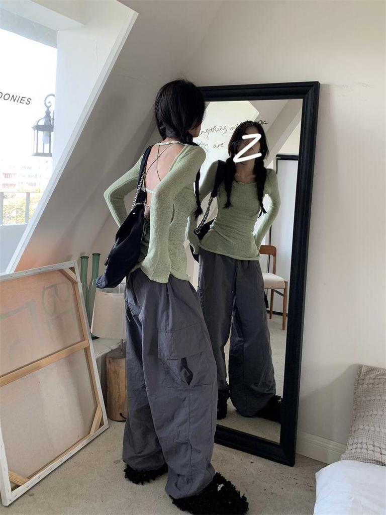 Spicy Girl Backless Long-Sleeve Knit Top - Slim Fit, Lightweight, Split Design