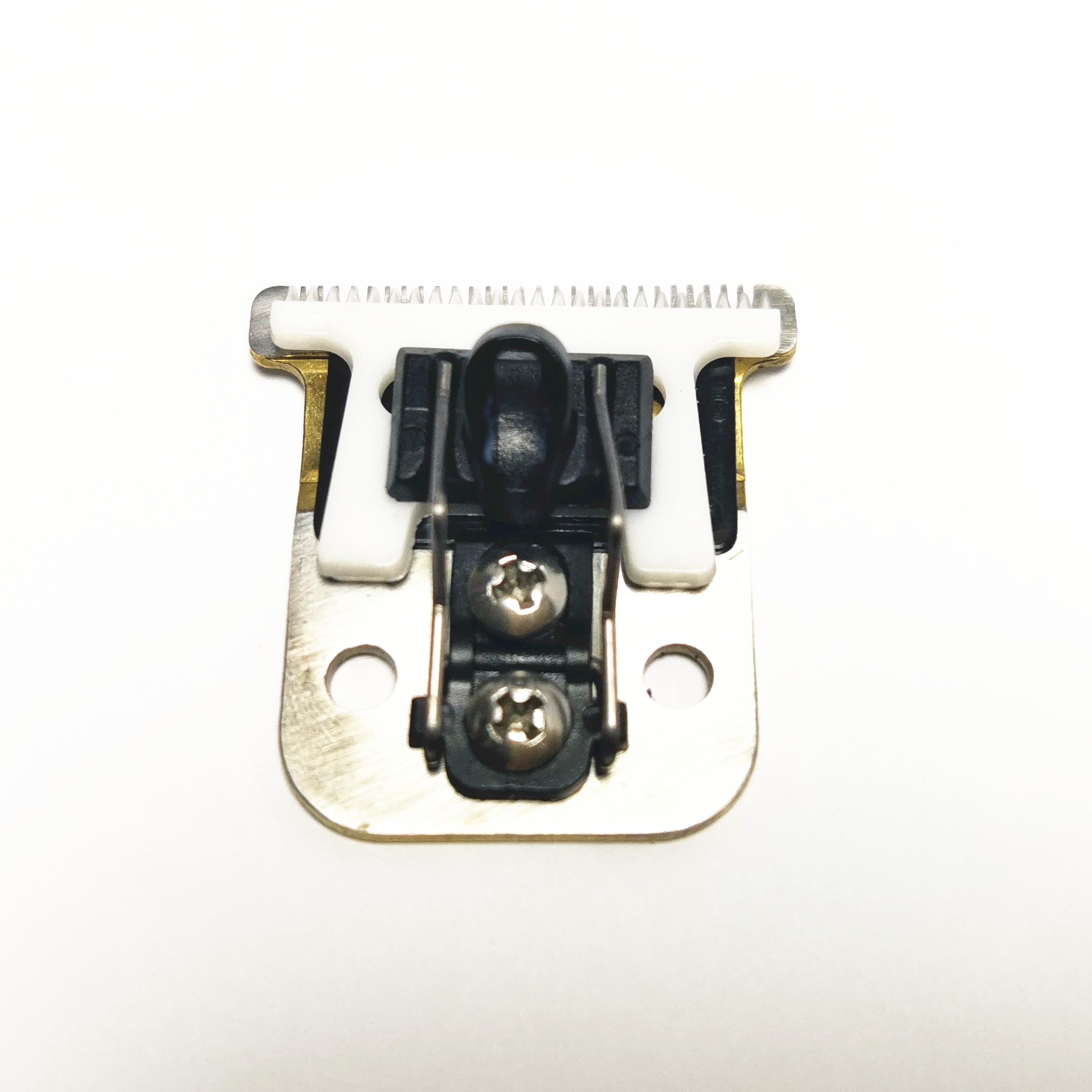 

Сменное золотое лезвие триммера Andis SlimLine Pro Li подходит для модели #32225 #32620 D-7, D-8, #32105