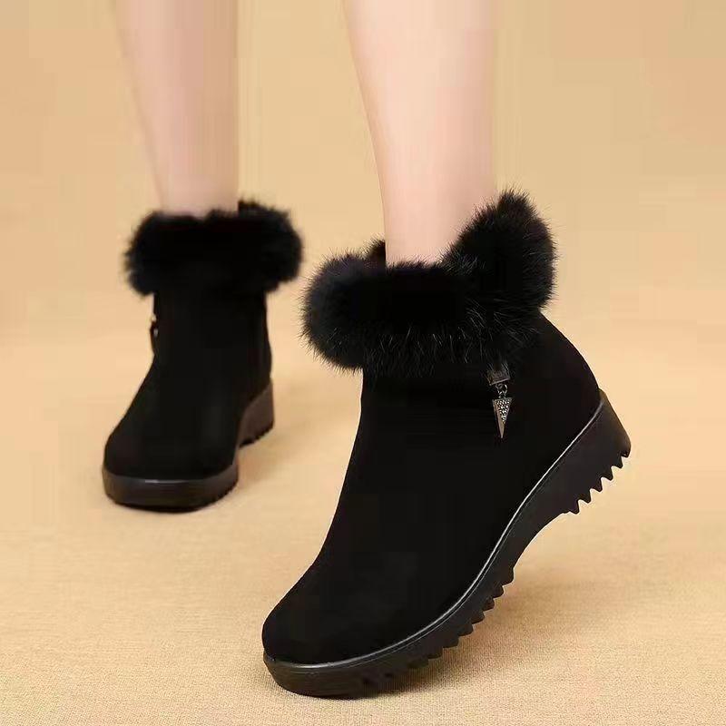 Winter mother cotton shoes old Beijing non-slip soft sole medium and old velvet thickened fashion boots warm elderly women's fashion boots