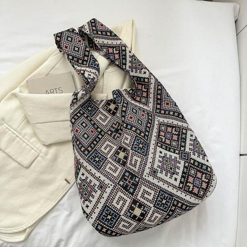 Personalized Ethnic Style Bag for Women New Trendy and Simple Handbag Casual Commuter One-shoulder Tote Bag