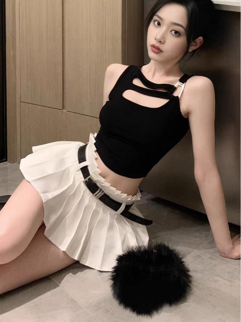 Women's White Hollow-Out Camisole Vest – Sweet & Spicy Summer Sleeveless Top