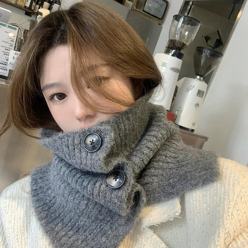 Korean Style Women's Knitted Woolen Neck Gaiter & Scarf with Buttons