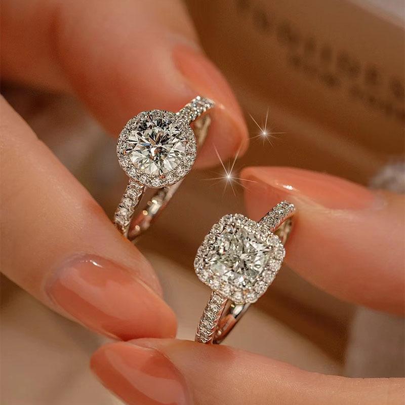 

Классическое круглое кольцо с цирконом 1 карат для женщин Square Halo [1 Carat]