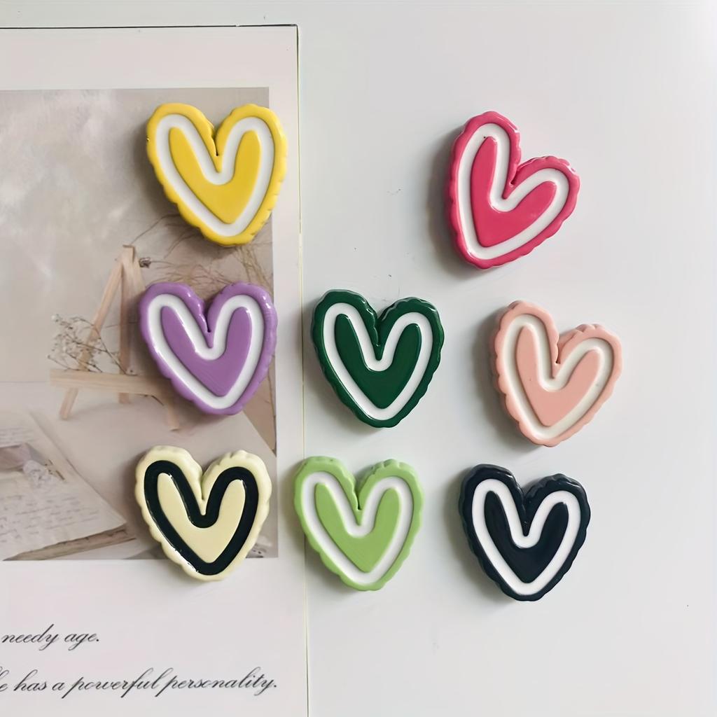 8pcs Colorful Heart-Shaped Fridge Magnets for Photos and Notes – Vibrant Resin Kitchen Decor, Perfect for Refrigerators
