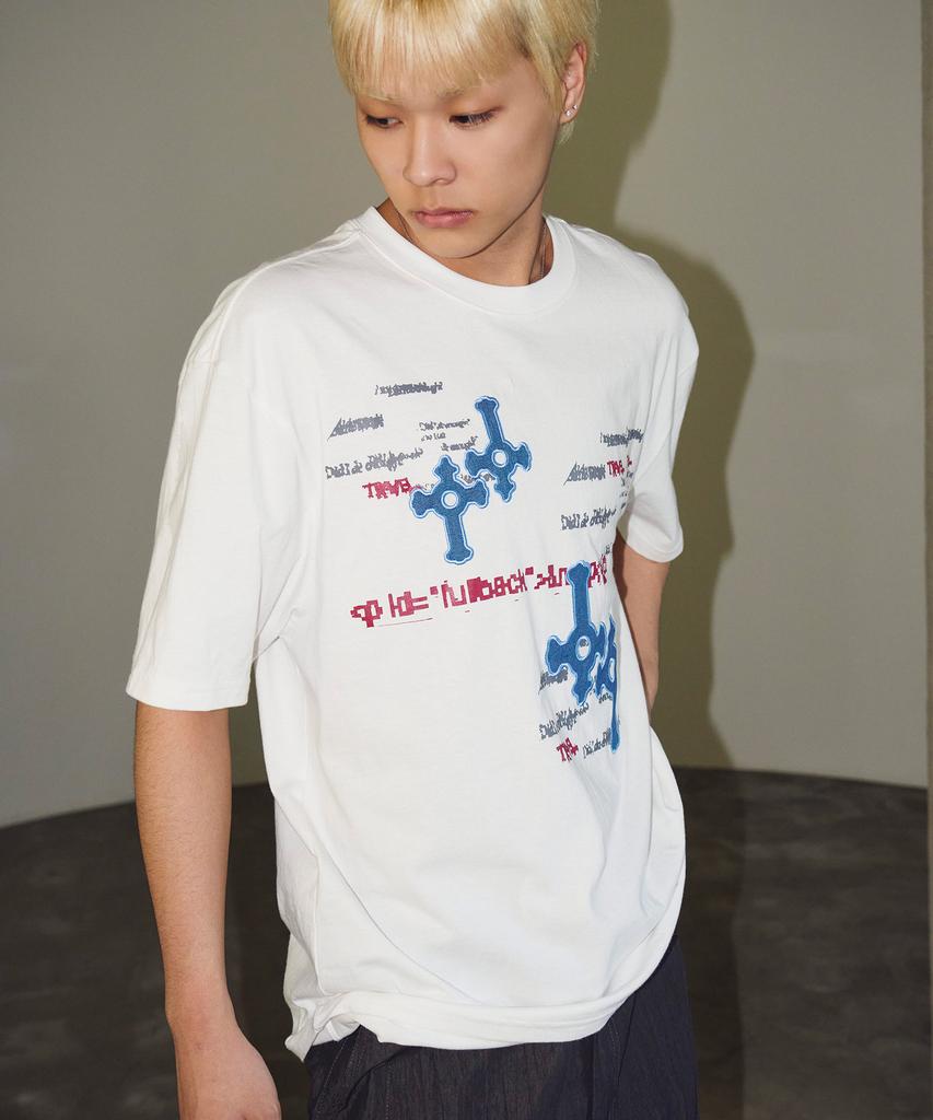 TRAVEL Cross Code Short Sleeve T-Shirt White