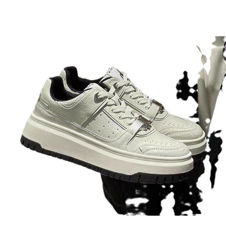 Internett-kjendis sprengmønster tykksåle høydeøkende platåsko dame 2025 vår ny tykksåle skinnoverdel hvite sko fritidssko sportssko
