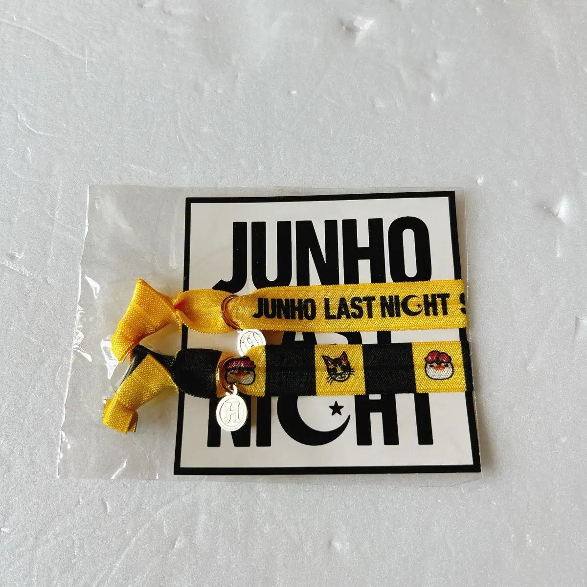 

Junho Last Night Jeanwol Hair Tie