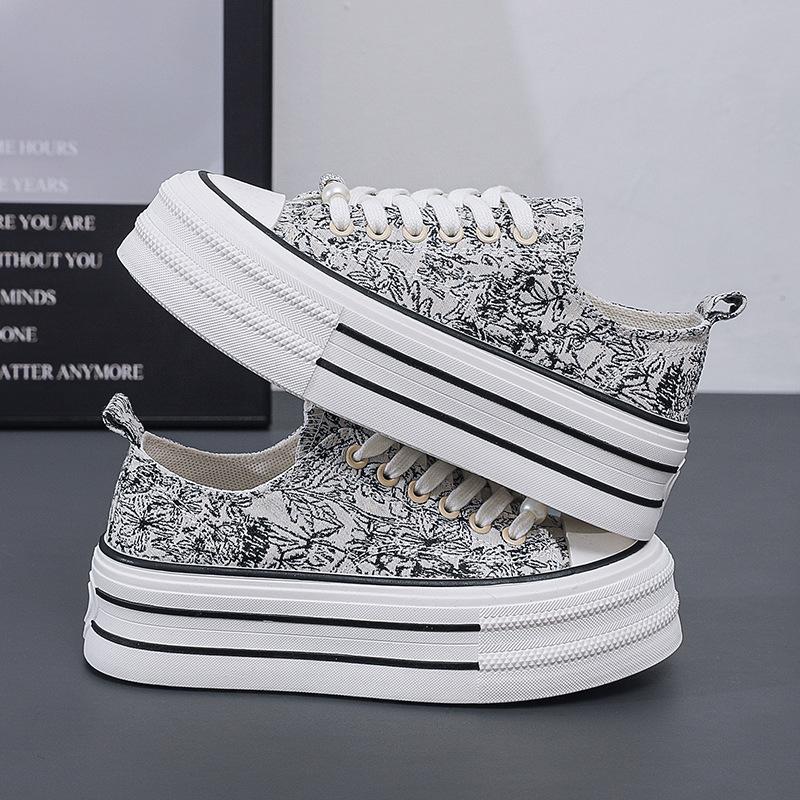 

Женские парусиновые кеды с низким верхом, с принтом, на толстой подошве, увеличивающие рост, парусиновые кеды с граффити, женские новые студенческие кеды 40 бежевый