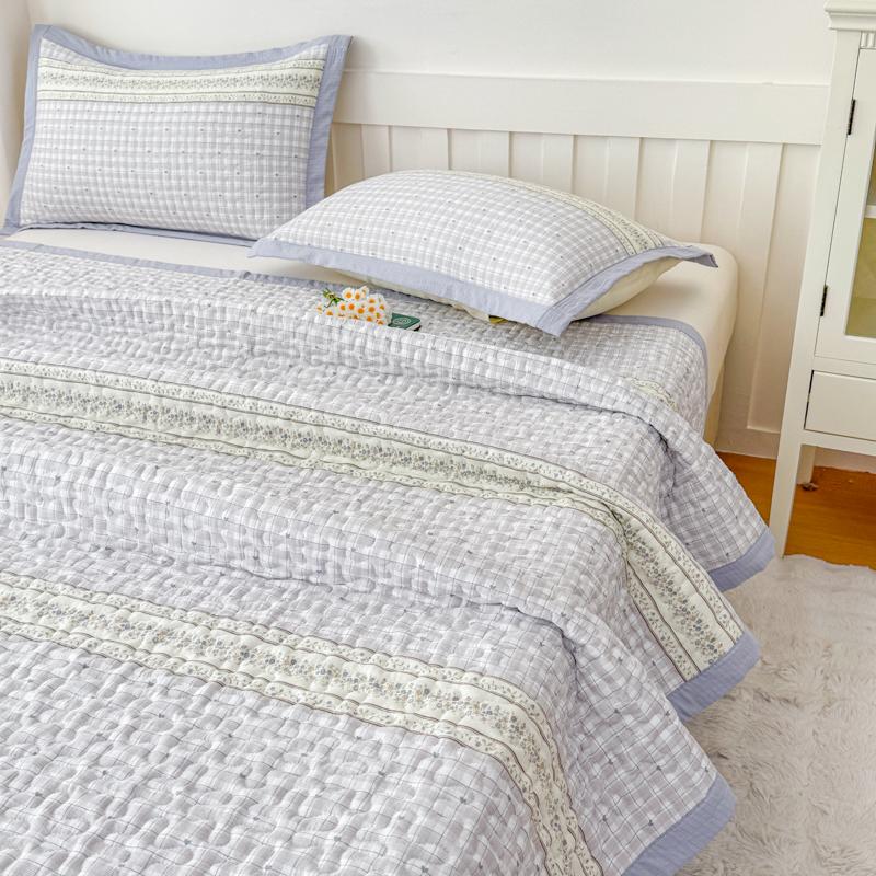 1Pc Purple Flower Quilted Bedspreads For Bed Thick Patchwork Blanket Single/Queen/King Floral Style Quilted Duvet Soft Bedspread