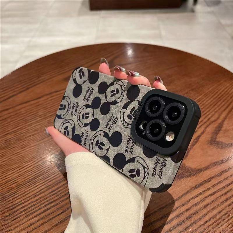 Retro Overturned Fur Mickey Mickey Suitable for New Apple 16promax Anti Fall Case 15iphone14