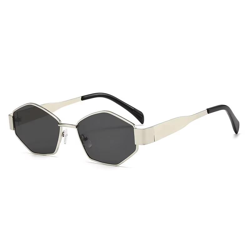 Lunettes de soleil punk vintage rétro ronde métal UV400 unisexe mode tendance 2026 plage festival