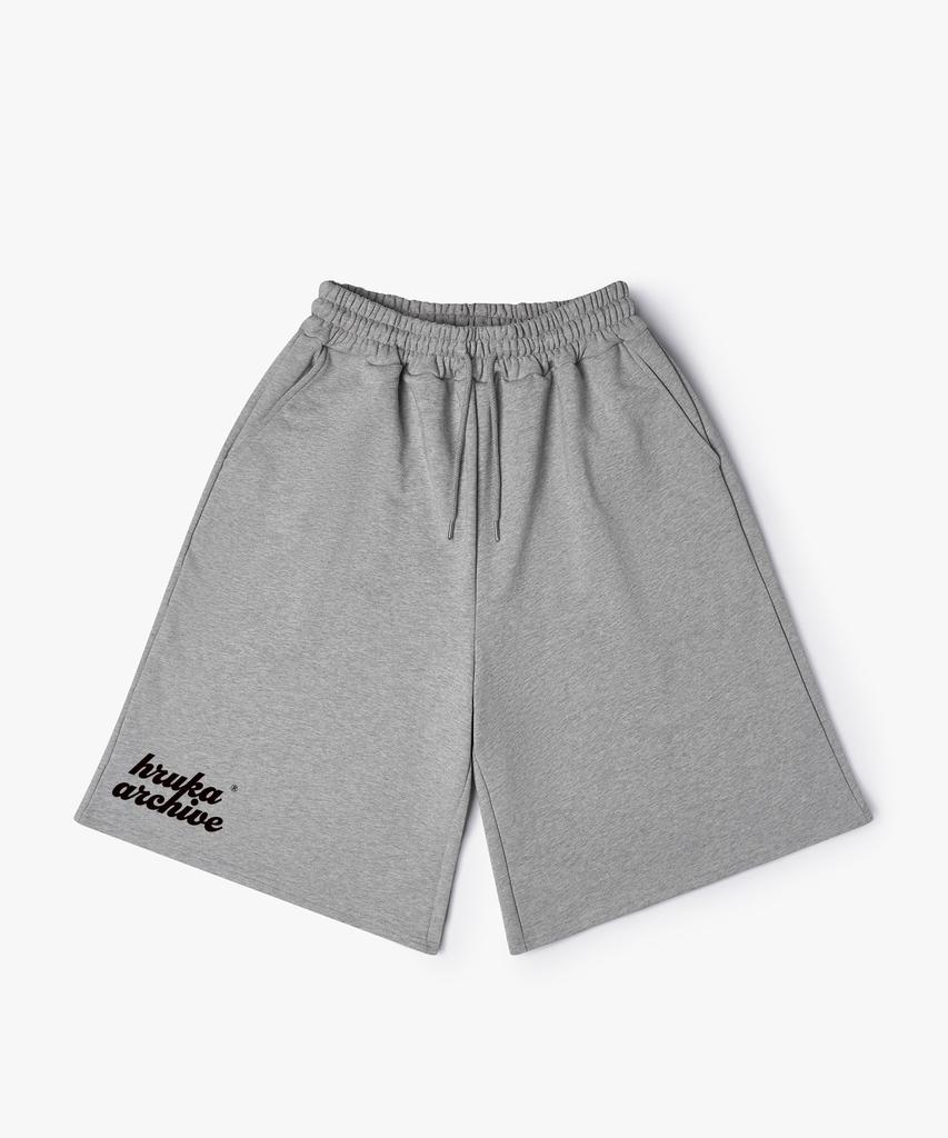 Hilukaakaibeu Overlap Logo Bermuda Pants