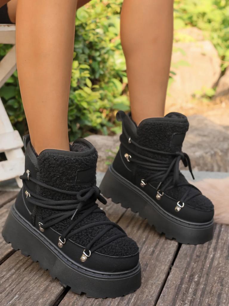Fashionable Large Size Snow Boots Women's Cross Tie Thick Bottom Warm Cotton Boots Trendy Rubber Upgraded Version 2026