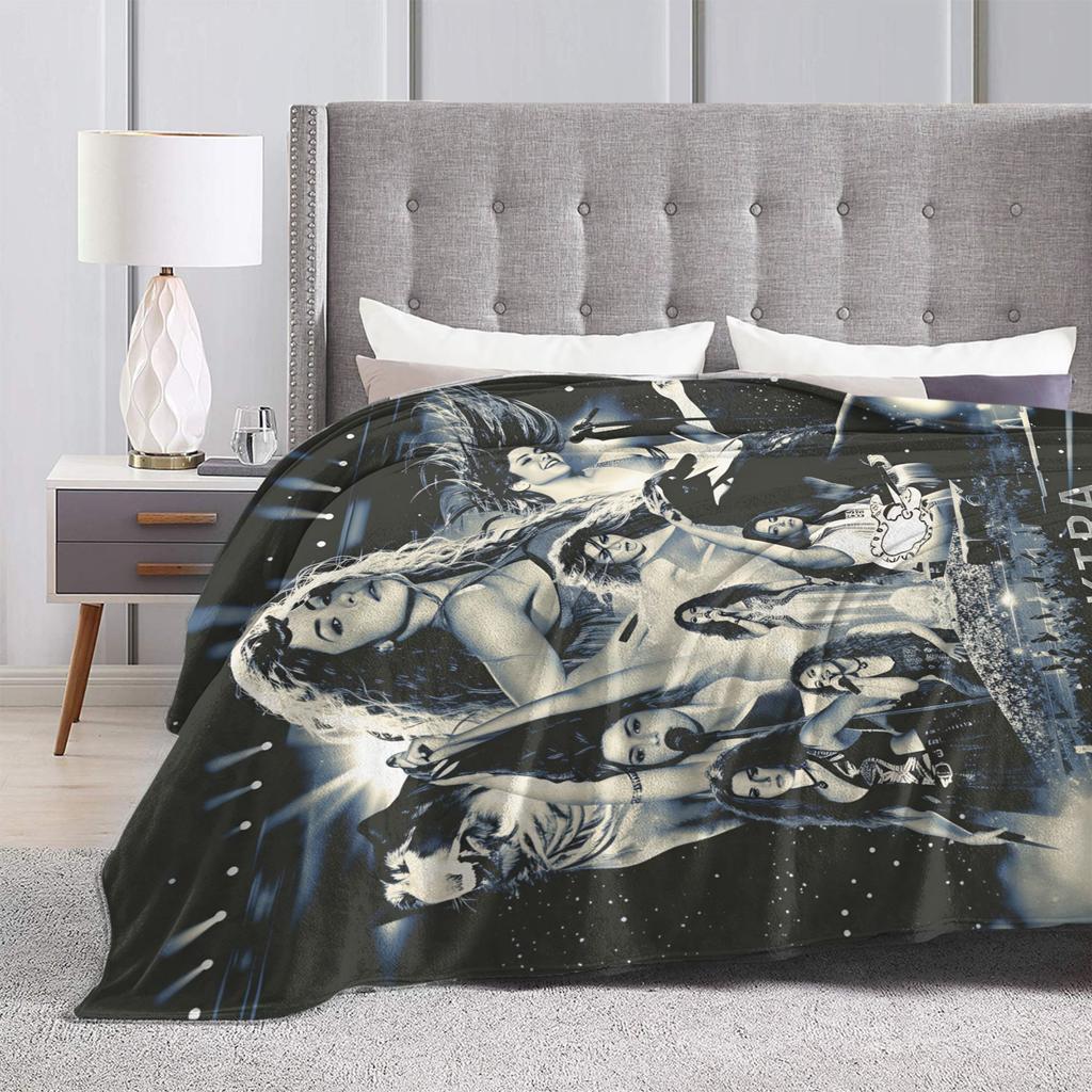 Shakira Blanket Singer Pop Decorative Flannel Throw Blanket For Couch Chair Sofa Bed Warm Soft Design Quality Bedspread Present