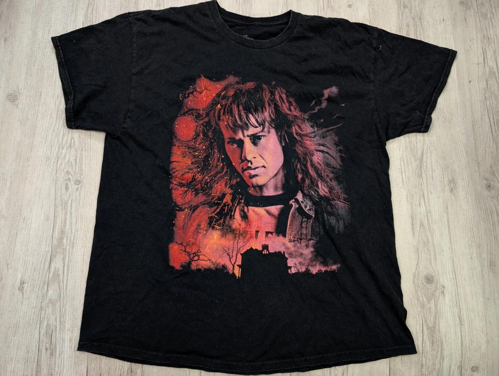 

Stranger Things GOAT CREW Эдди Мансон Графическая Футболка Унисекс Размер L Черный 4XL