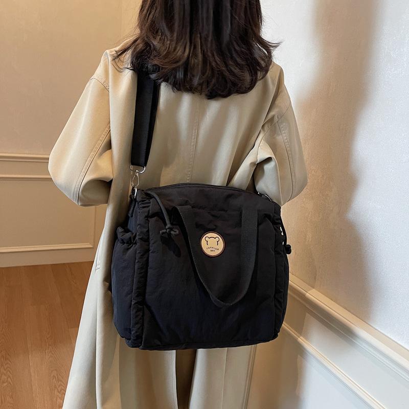 Fashion Crossbody Handbag Women's Trend Versatile Lightweight Cloth Casual Shoulder Handbag Commuter Women's Bag