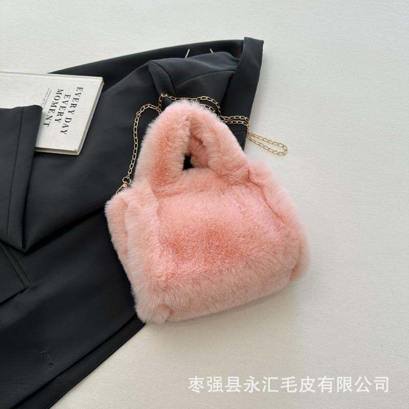 

Autumn and winter plush bag imitation Rex rabbit hair mini tote bag fashionable versatile chain diagonal span women s bag Mao Mao bag 20*15*7cm