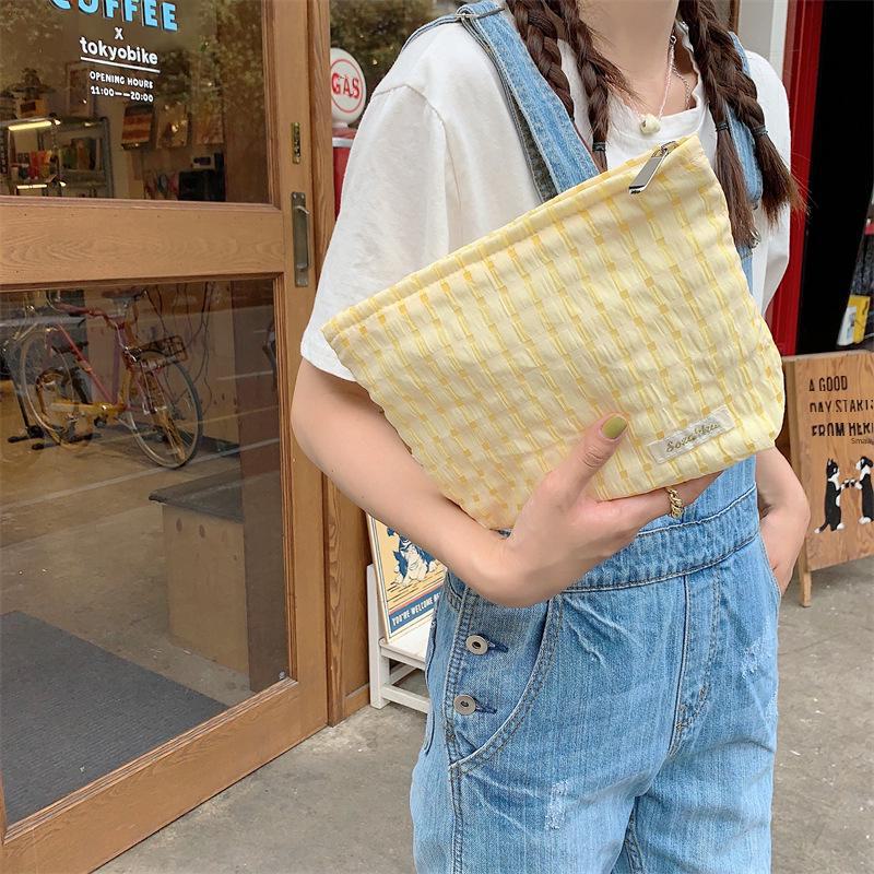 Summer Fresh Plaid Portable Cosmetic and Stationery Bag