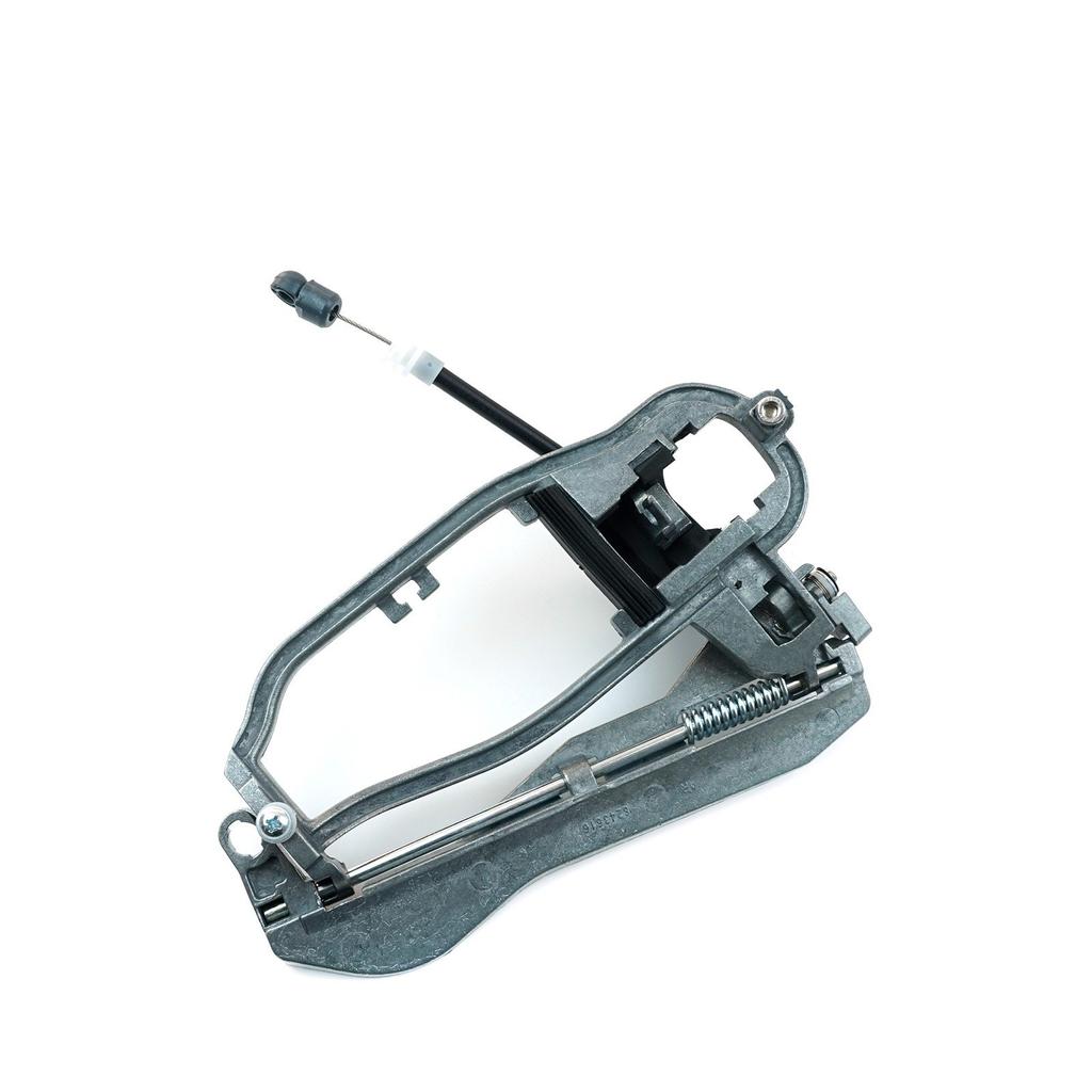 EDP174 Car Door Handle Housing Carrier Bracket Front Right 51218243616 for BMW X5 E53 2000-2006