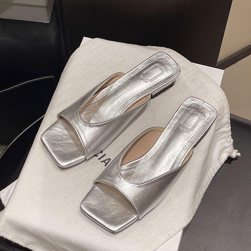 Low-heeled simple slippers open-toed with cool slippers for women's summer wear 2025 new slope heel heightening fish mouth sandals