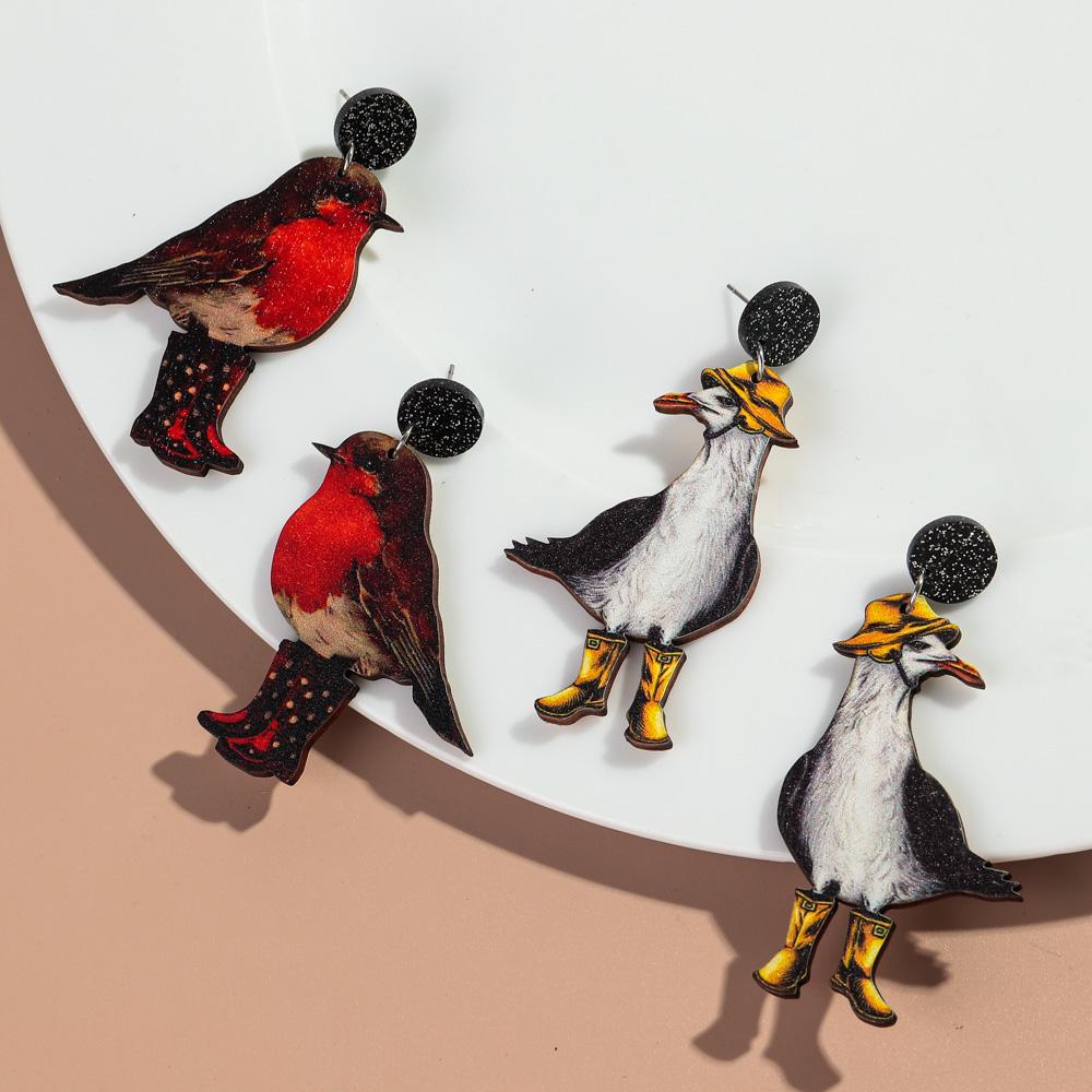 New Lovely Magpie Cowboy Duck Wooden Earrings for Women Cute Cartooon Birds Monkey Animals Drop Earring Funny Jewelry Gifts