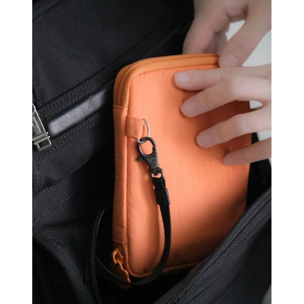 MuzikTiger Non Woven Tiger Travel Pouch