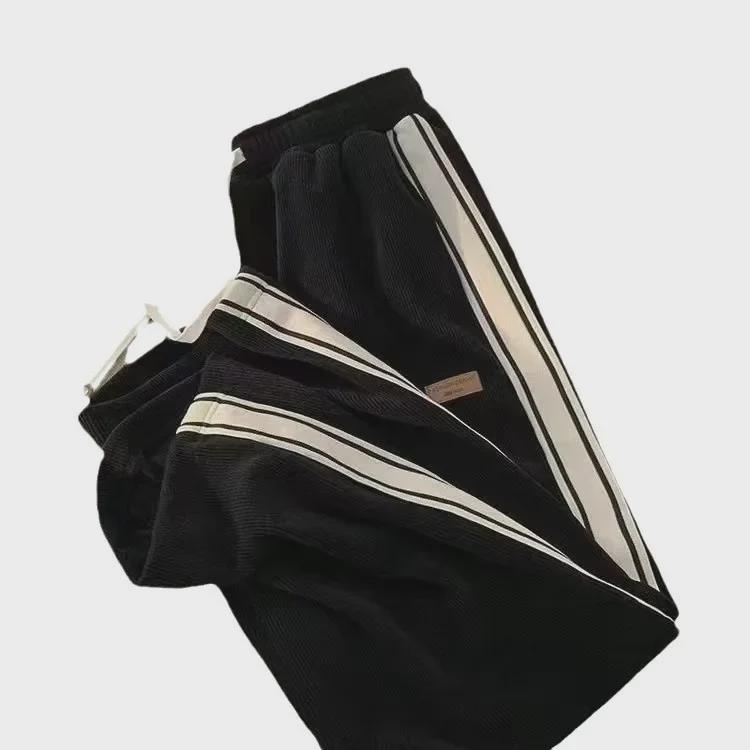 Men's Fleece-Lined Wide-Leg Pants: Trendy, Loose, Straight-Fit Casual Sportswear for Teens and Boys - Autumn/Winter Collection.