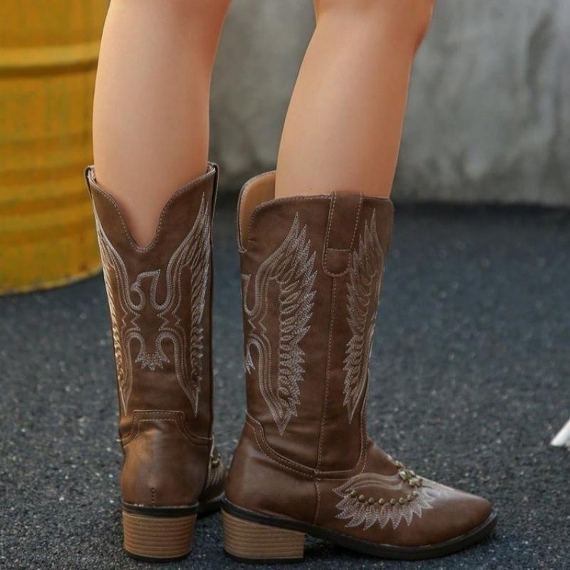 Bohemia Ethnic Embroidery Western Cowboy Boots Women Autumn Sexy Pointed Toe Medium Heel Riding Boots Slip On Mid Calf Booties