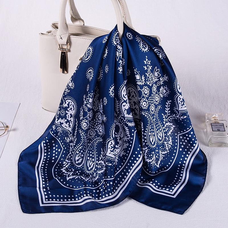 Foulard Carré Vintage Rouge Coton 70cm X 70cm – Bandana Femme