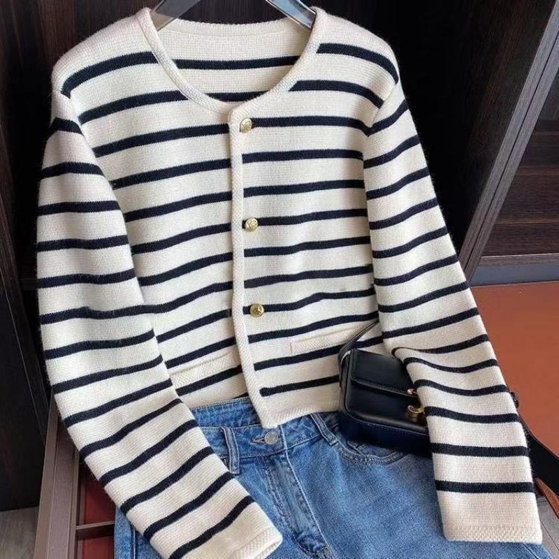 

Original niche design gold buckle striped knitted cardigan for women with new knitted sweater jacket long-sleeved top trendy S чорний