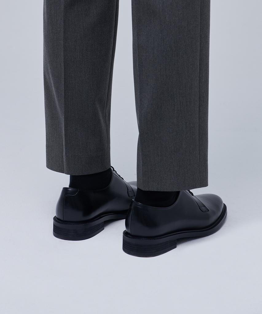 MUSINSA STANDARD Recycled One-Tuck Relaxed Tapered Hidden Banding Crop Slacks [Medium Grey]