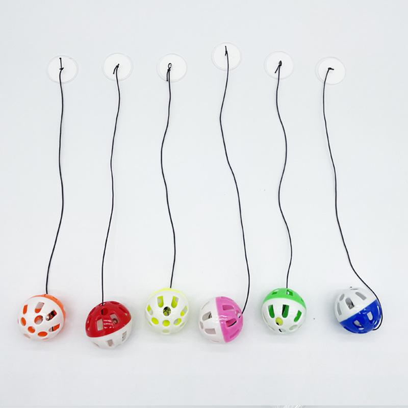 

1 шт. Забавные игрушки-попугаи, полый шар с колокольчиком для попугая-кореллы, птицы, жевательные звуковые игрушки, игрушки для птиц, аксессуары, разные цвета Random color