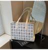 Large Capacity Tote Bag Fashion Trend Printed Shoulder Bag Versatile Handbag Premium Texture Bag